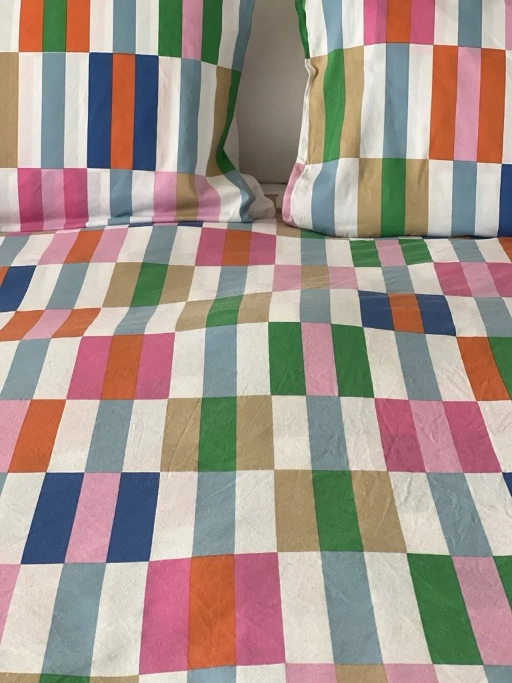 Ikea KLIBBKORSORT Full-Queen Duvet Cover & 2 STD Pillowcases Multicolor Modern
